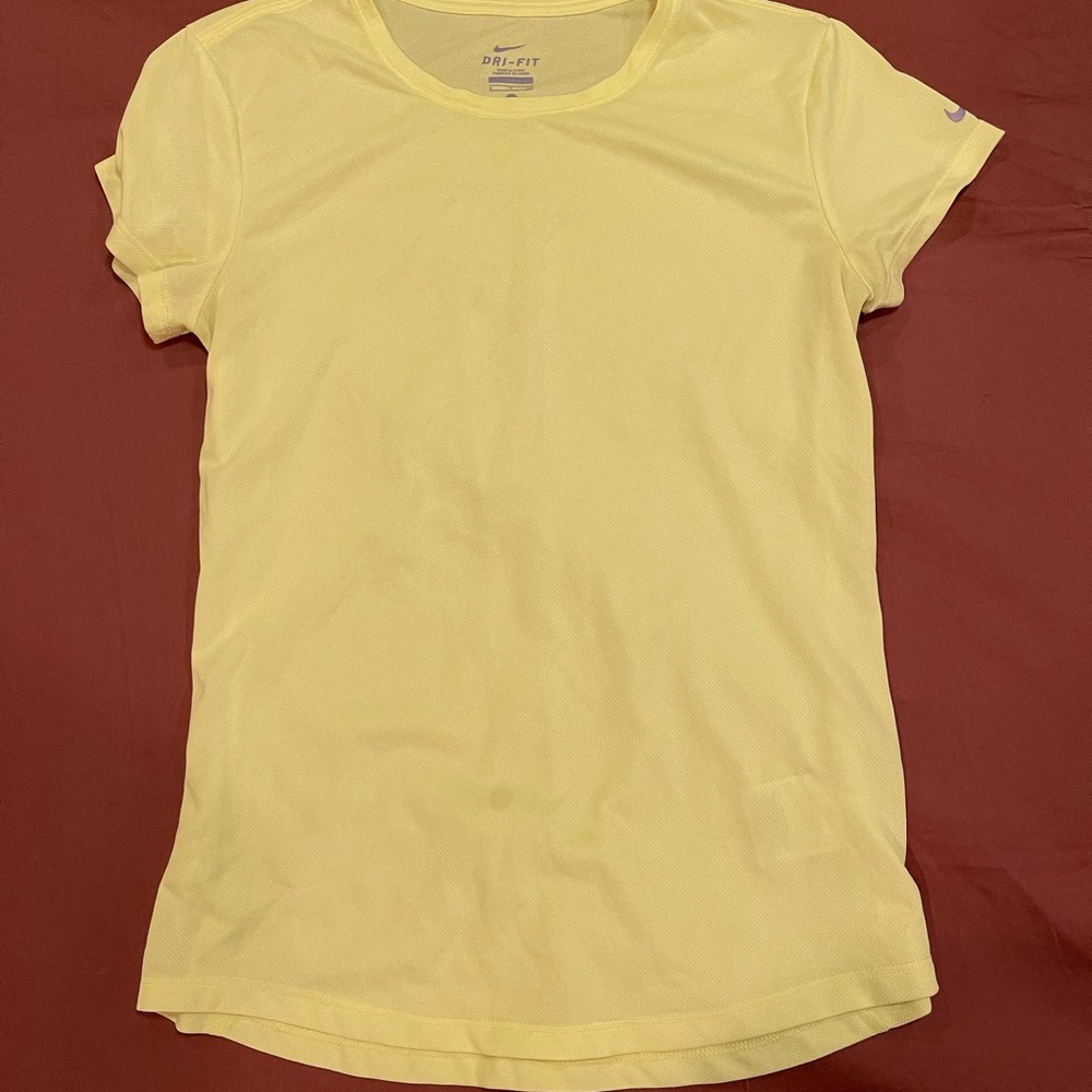 nike neon yellow short sleeve (s)